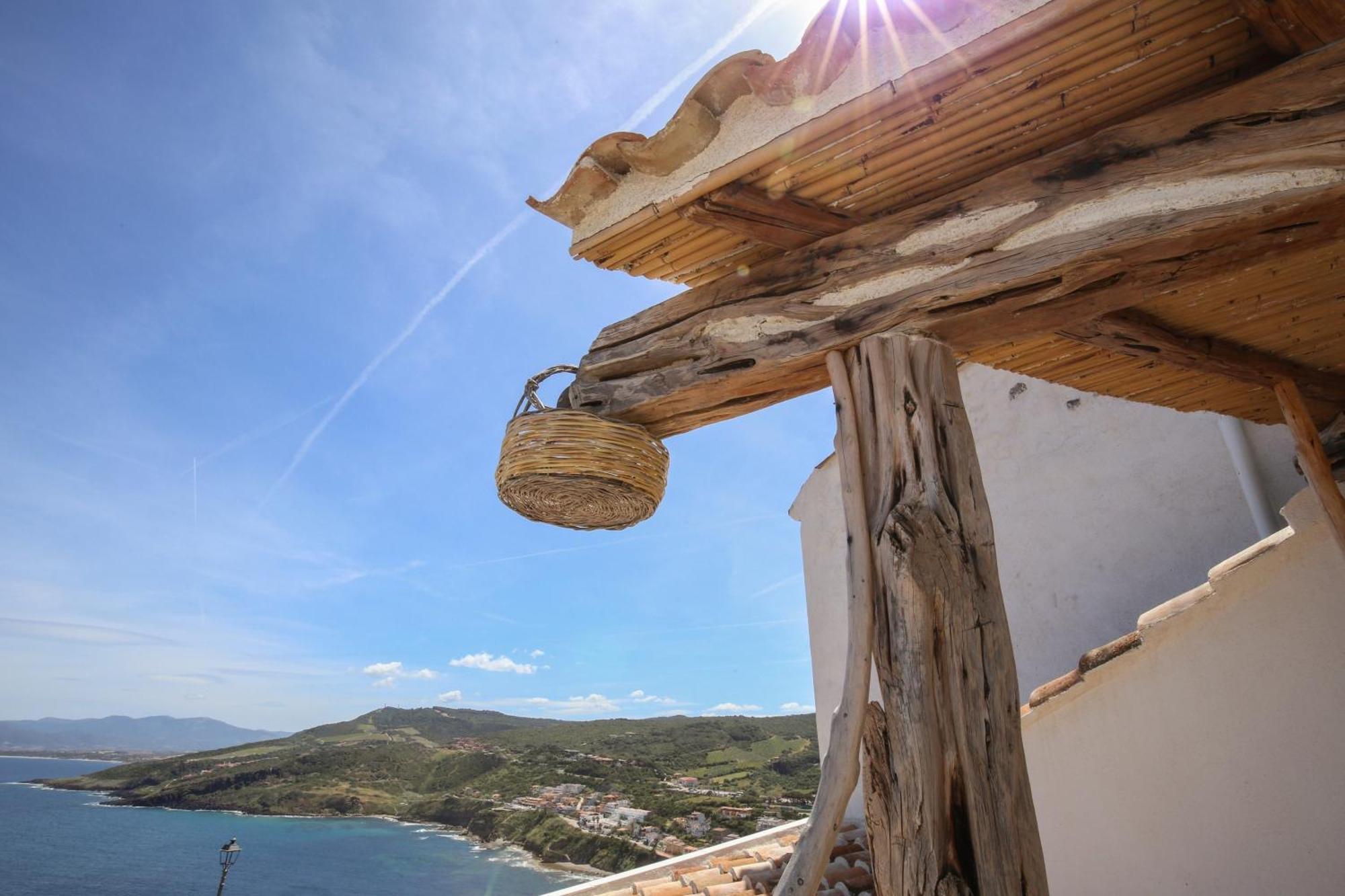 B&B Domos Mi & Ro Castelsardo Εξωτερικό φωτογραφία