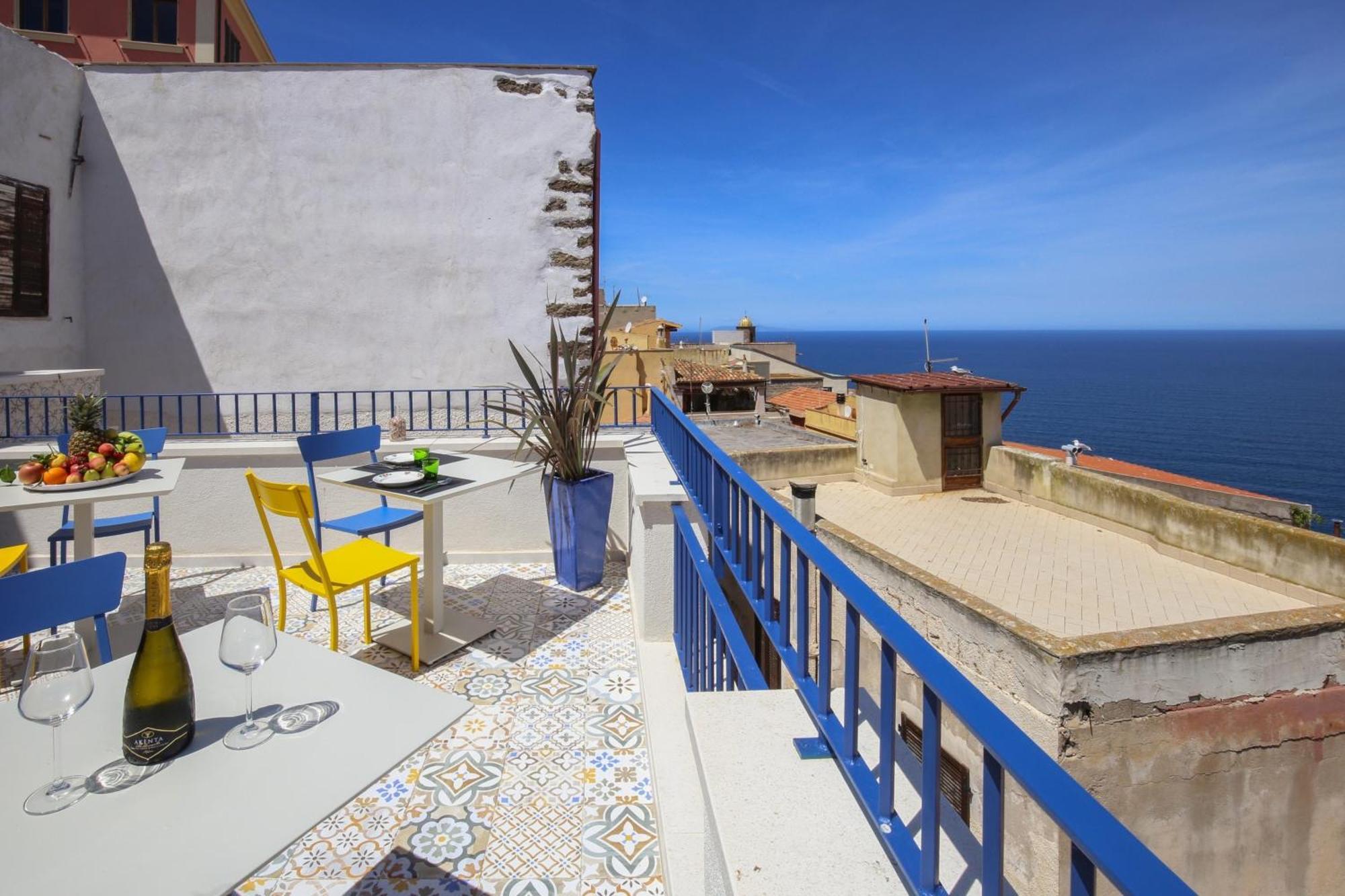 B&B Domos Mi & Ro Castelsardo Εξωτερικό φωτογραφία