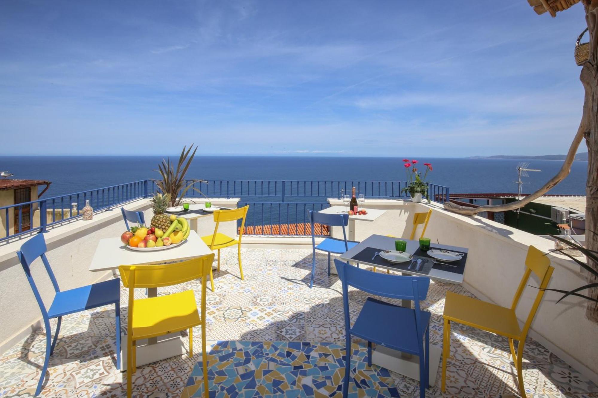 B&B Domos Mi & Ro Castelsardo Εξωτερικό φωτογραφία