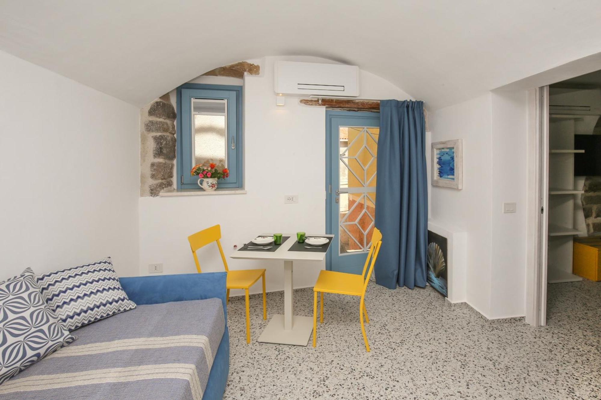 B&B Domos Mi & Ro Castelsardo Εξωτερικό φωτογραφία