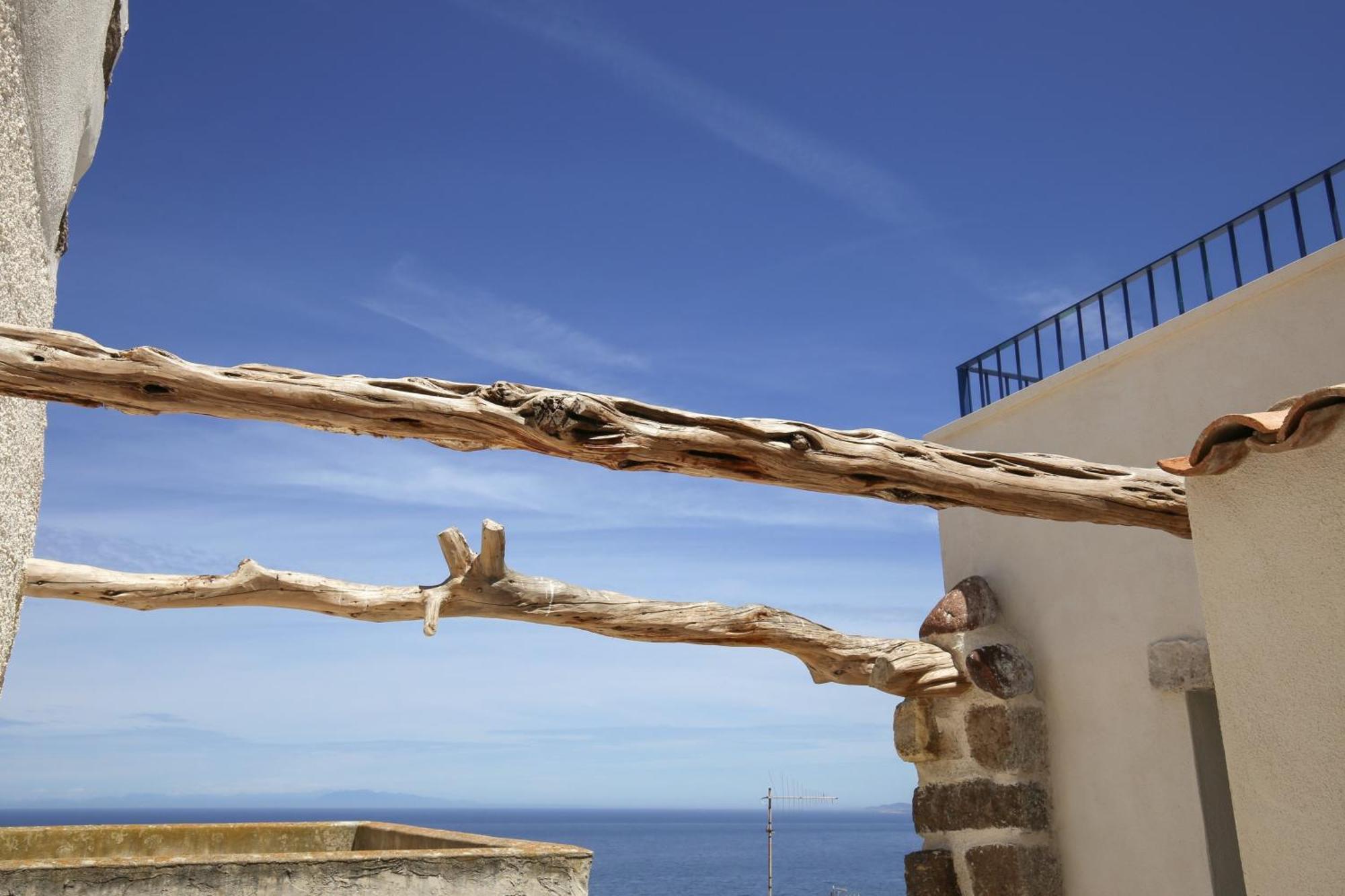 B&B Domos Mi & Ro Castelsardo Εξωτερικό φωτογραφία